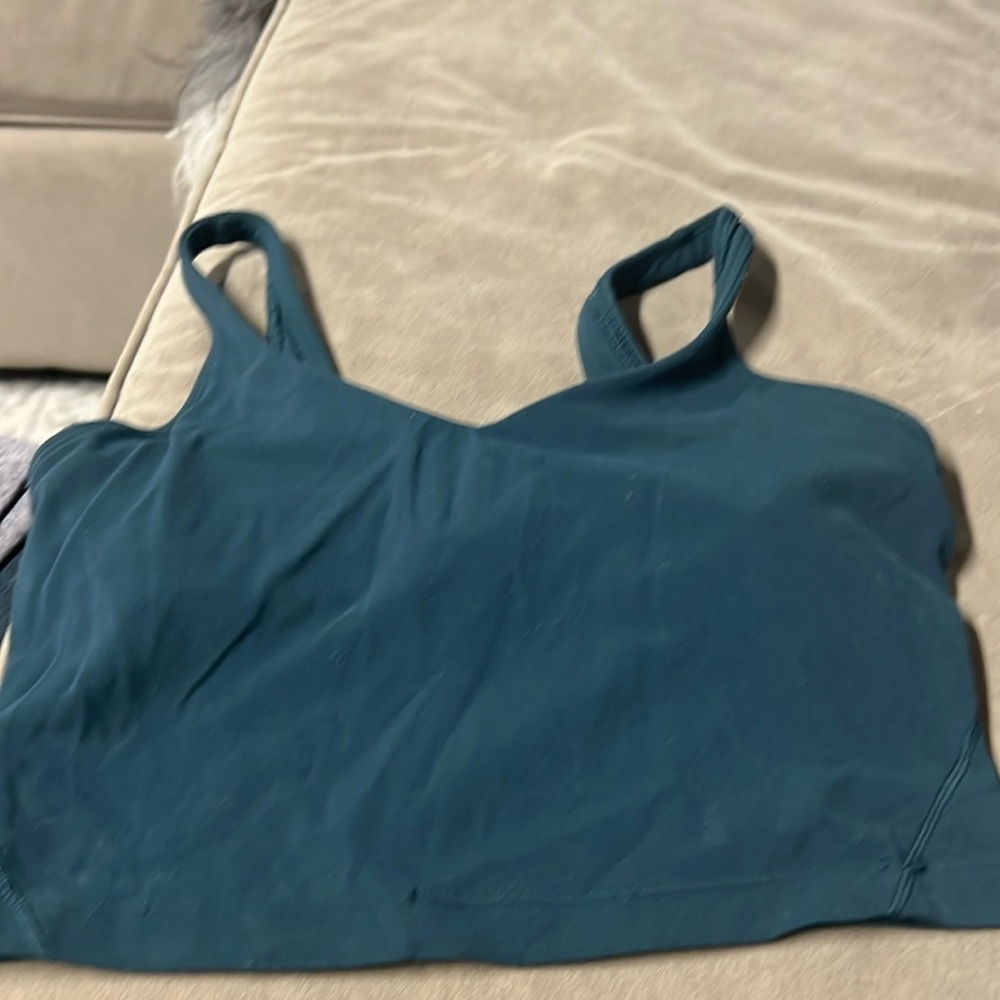 Lululemon size 4 top